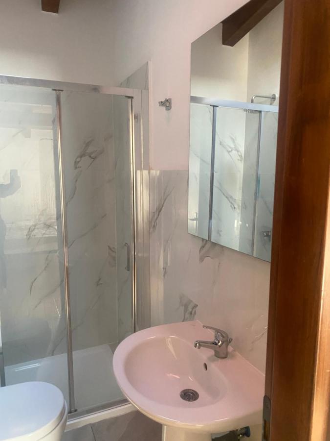 Mrhostel Milano Bagian luar foto