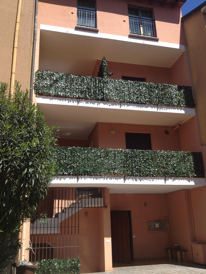 Mrhostel Milano Bagian luar foto