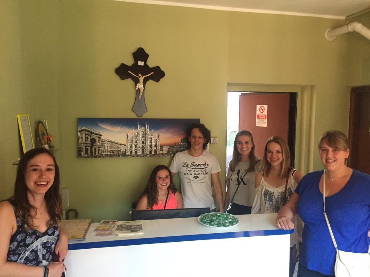 Mrhostel Milano Bagian luar foto