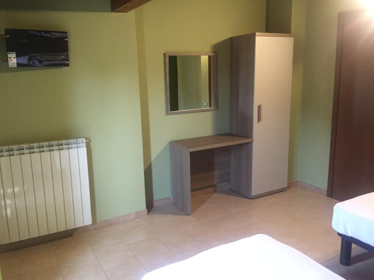 Mrhostel Milano Bagian luar foto