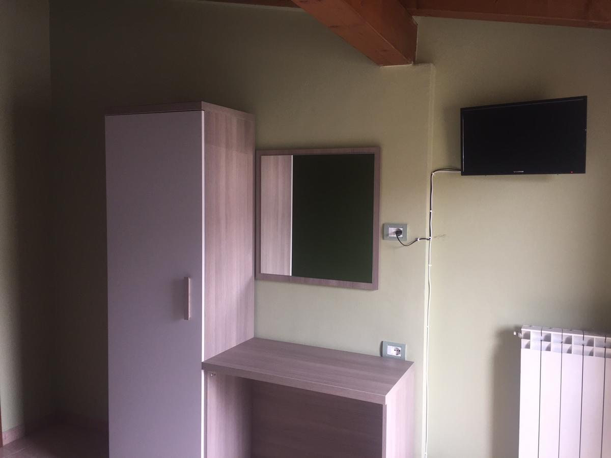 Mrhostel Milano Bagian luar foto