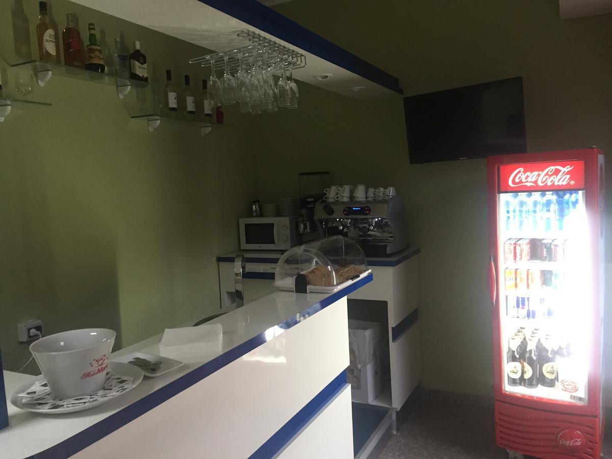 Mrhostel Milano Bagian luar foto